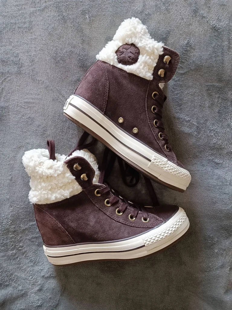 Pair of All Star Chuck Taylor converse size 36 very good condition brown colorway – photo 10